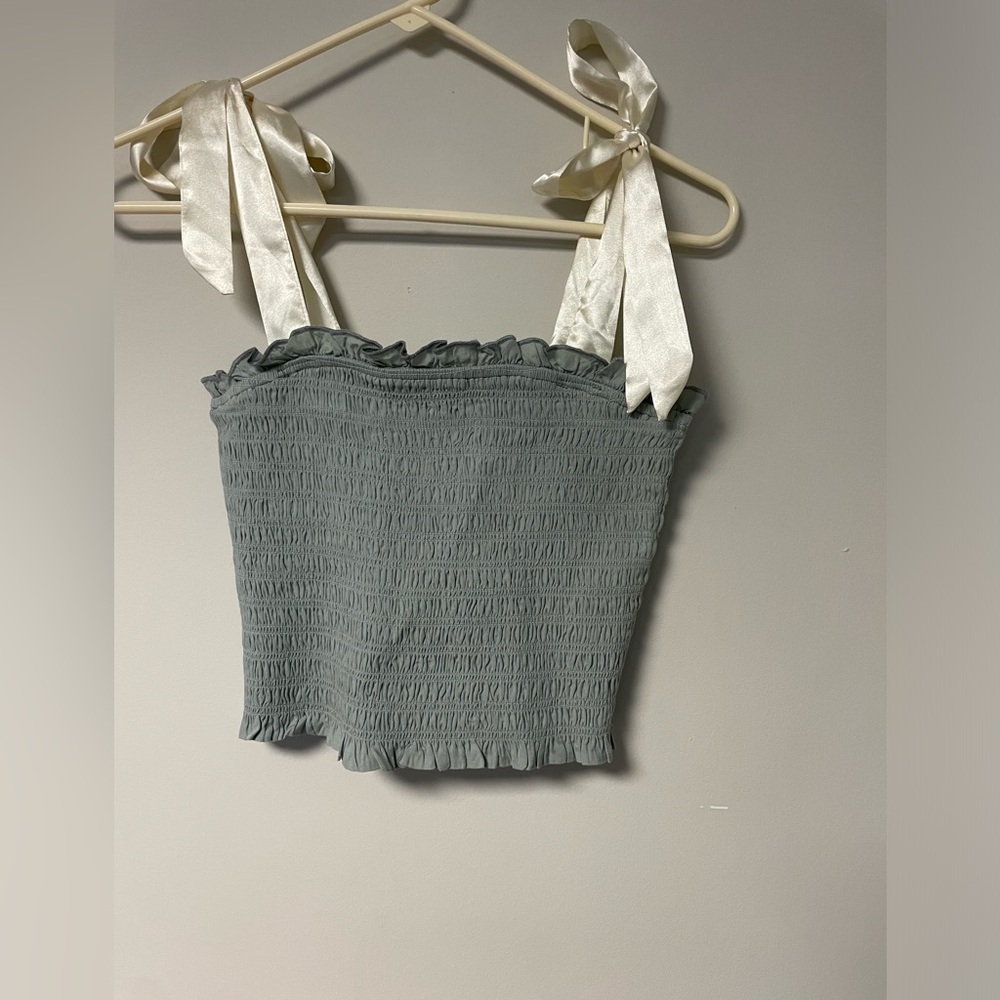 Katie J ruched top juniors size M